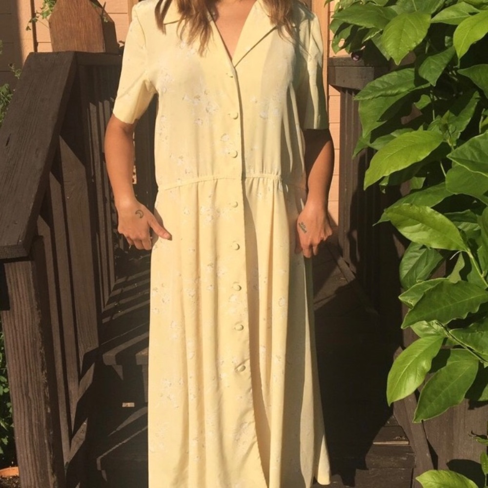 🍌Vintage 1990s Banana Cream Yellow Dress🍌